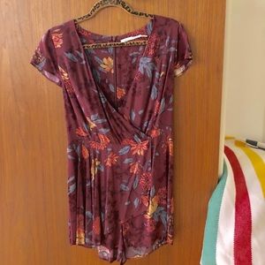 UO kimchi romper - NWOT size 8